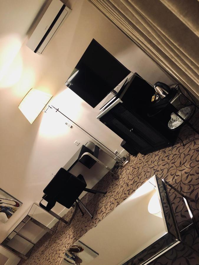 Hotel Adriatica Cenevre Dış mekan fotoğraf