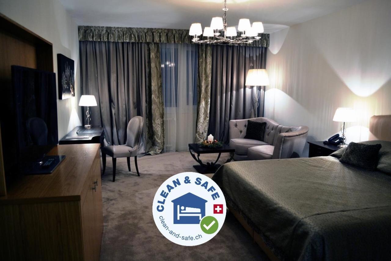Hotel Adriatica Cenevre Dış mekan fotoğraf