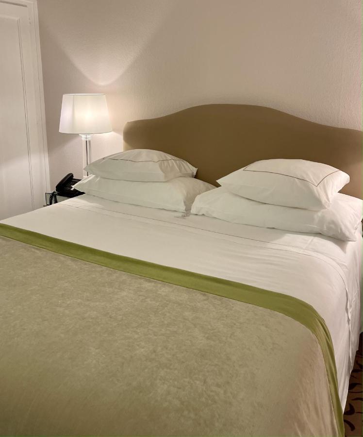 Hotel Adriatica Cenevre Dış mekan fotoğraf