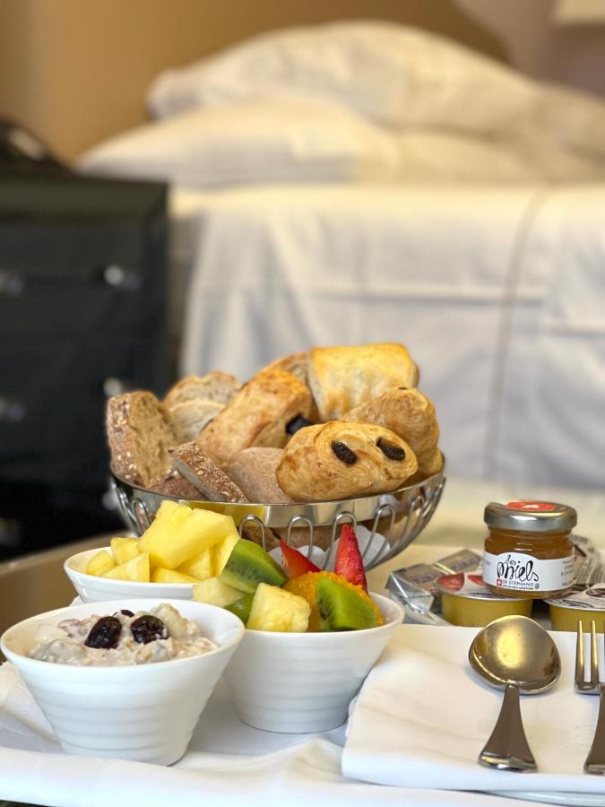 Hotel Adriatica Cenevre Dış mekan fotoğraf